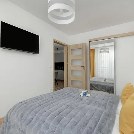 Exclusive And Modern Grey With Furnished Balcony In By Renters Lejlighed *