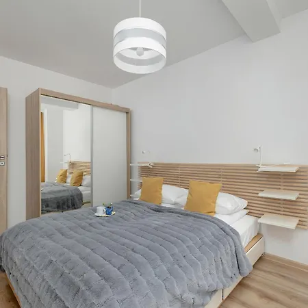 Apartment Exclusive And Modern Grey With Furnished Balcony In By Renters *