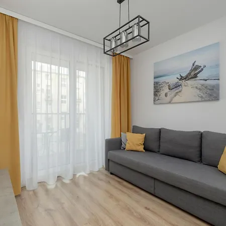 Exclusive And Modern Grey With Furnished Balcony In By Renters Kołobrzeg
